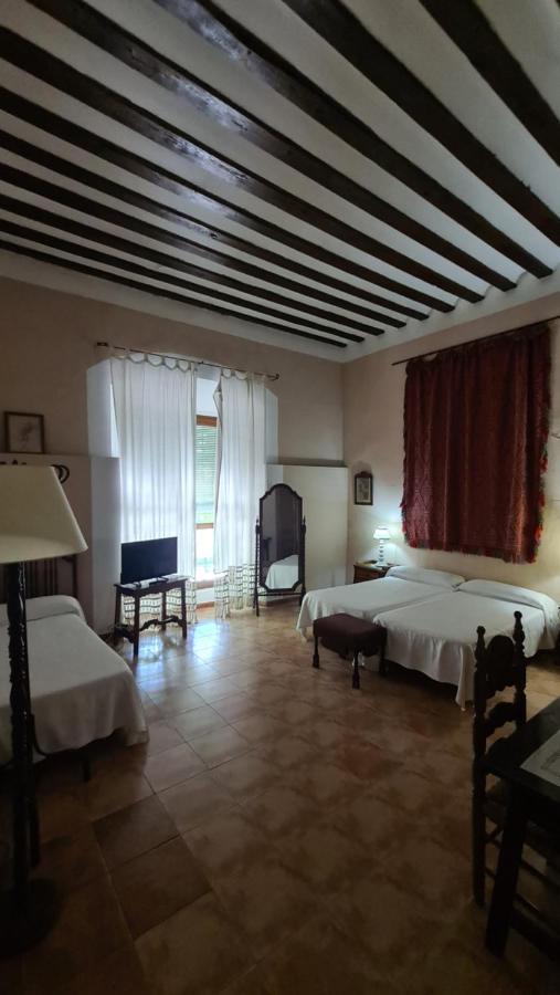 Casa Palacio Conde De Garcinarro Huete Bagian luar foto