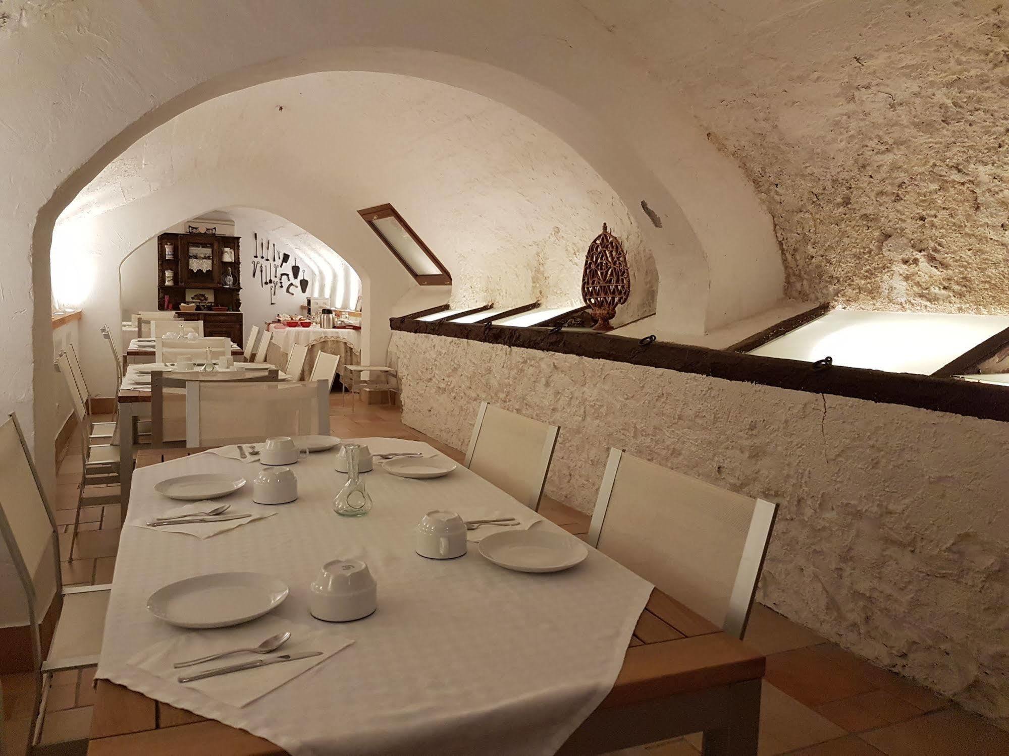Casa Palacio Conde De Garcinarro Huete Bagian luar foto