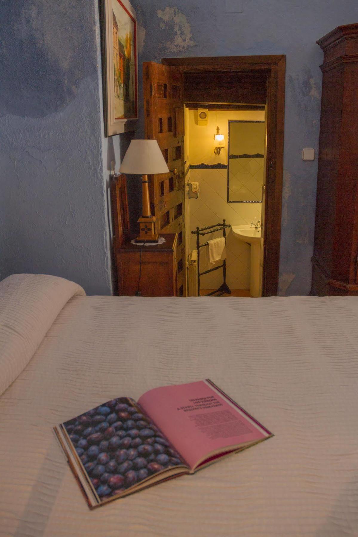 Casa Palacio Conde De Garcinarro Huete Bagian luar foto