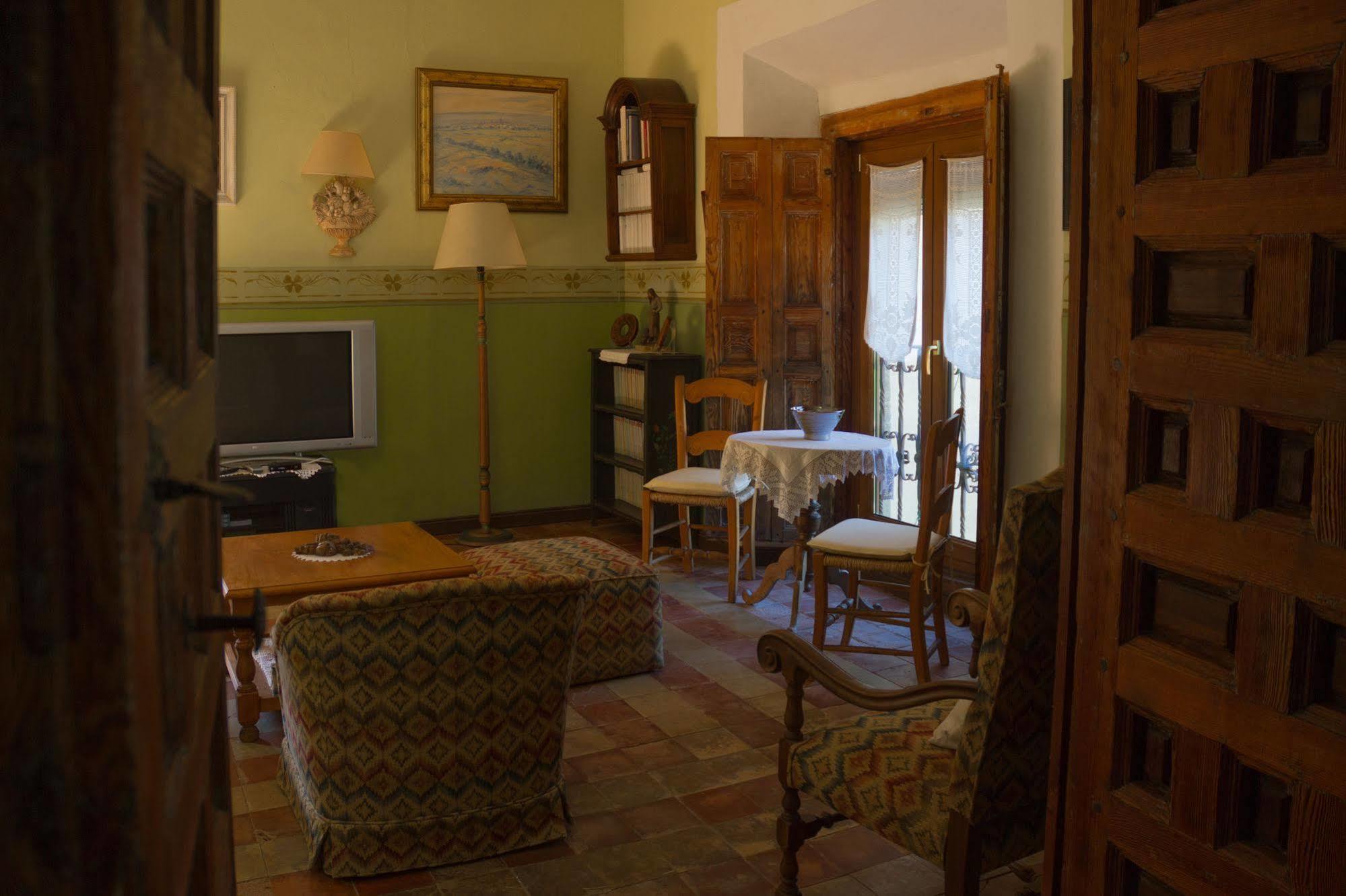 Casa Palacio Conde De Garcinarro Huete Bagian luar foto